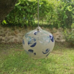 Mangeoire à oiseaux en grès